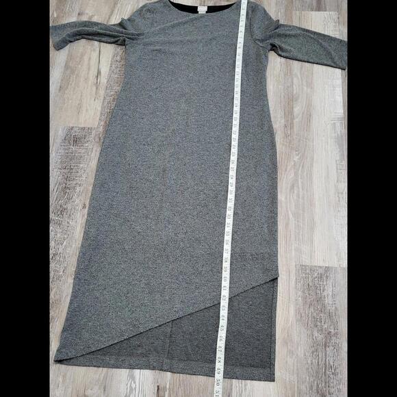 Chicos Dress Size 1 Grey Medium 8 - 10 Stretchy 3/4 Sleeves Assymetrical Hem - Picture 8 of 8